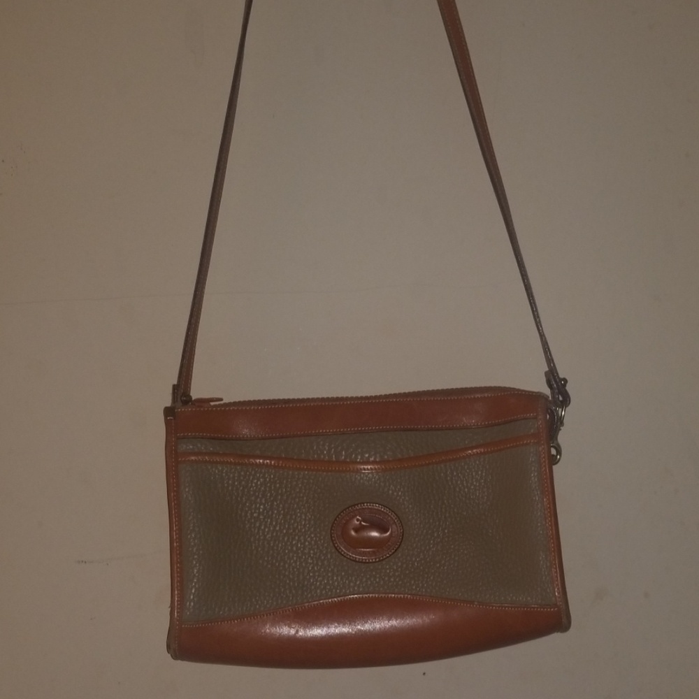 VINTAGE Dooney & Burke Tan/Gray Peeble stone Purse